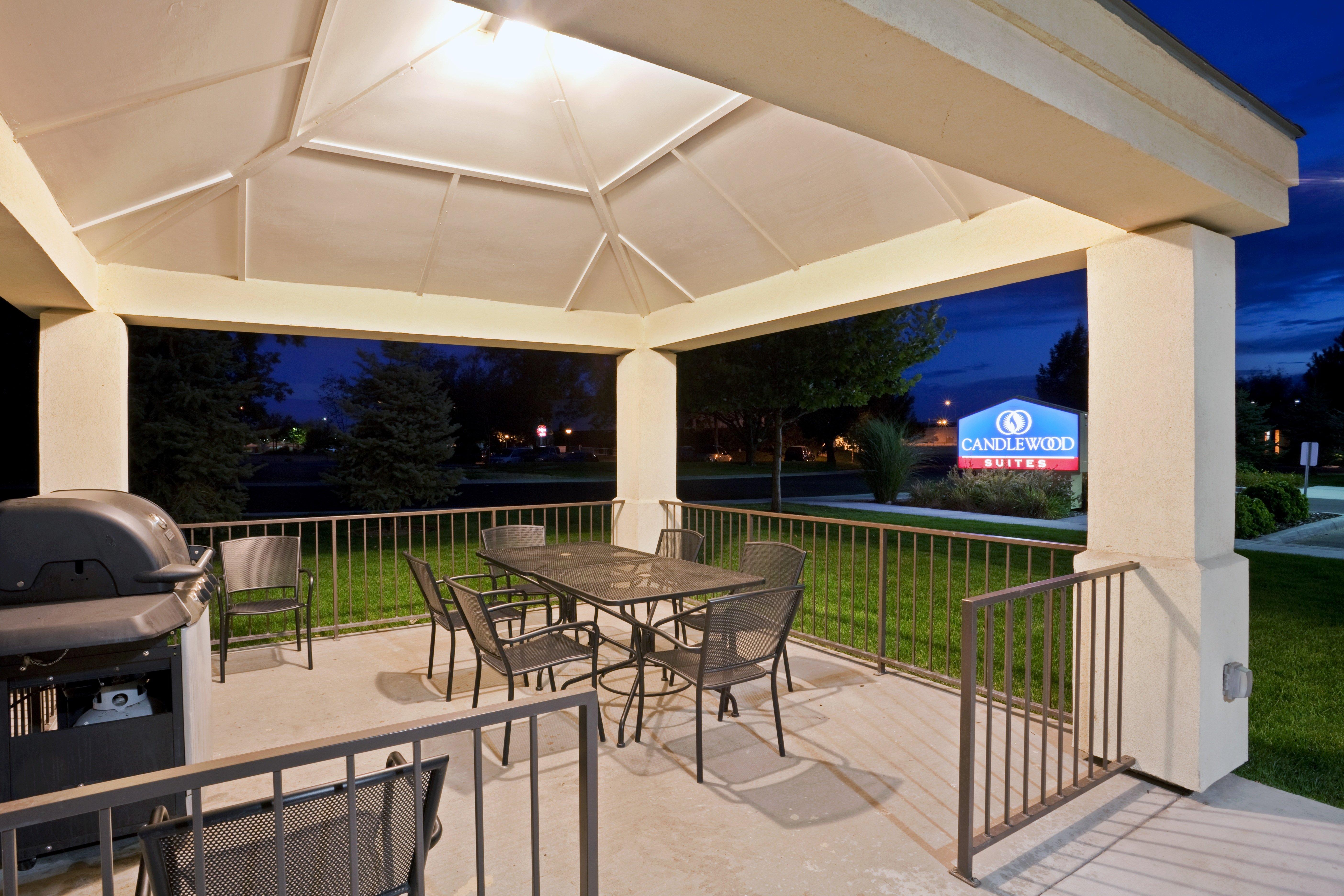 Candlewood Suites Boise - Towne Square By Ihg Exterior photo