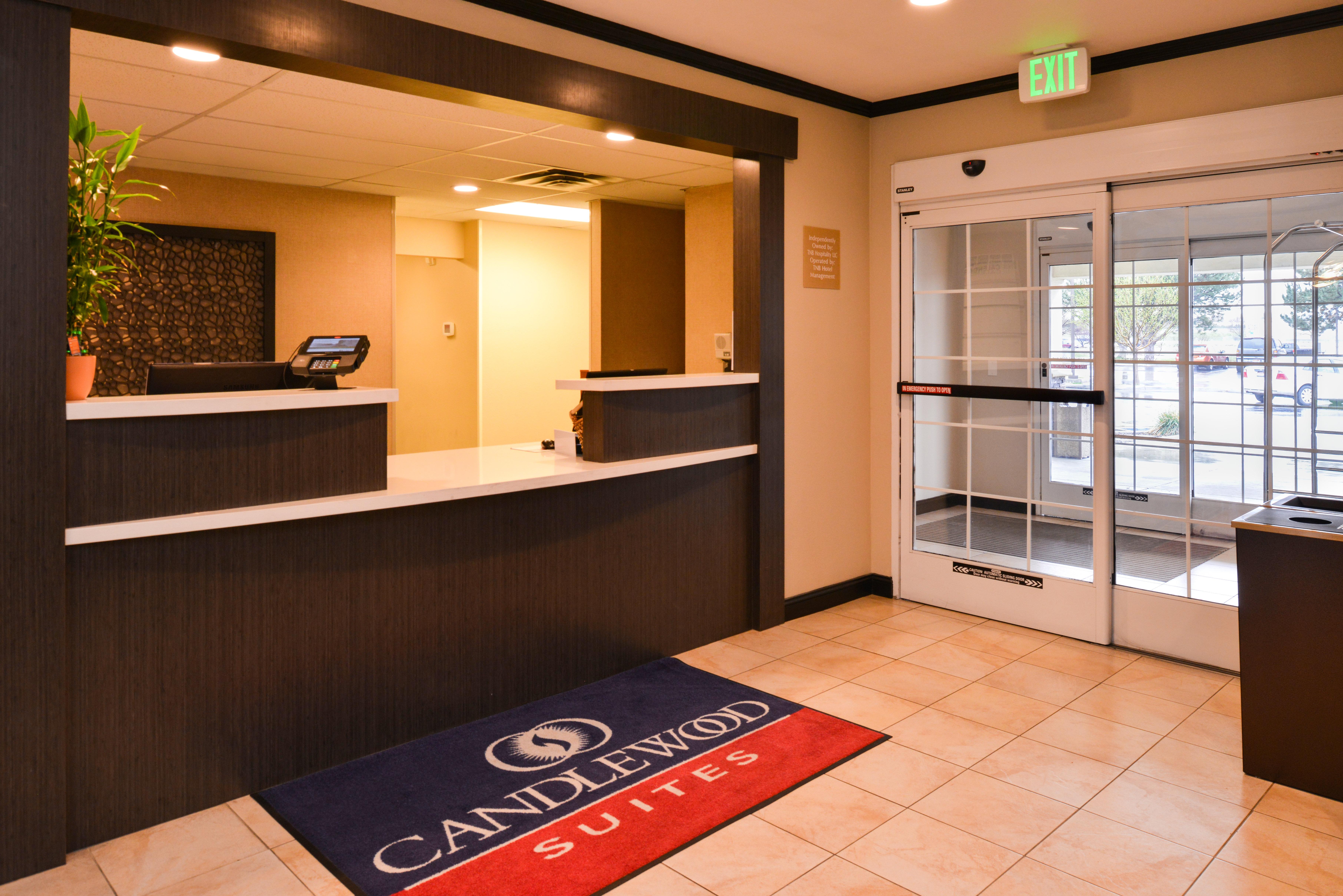 Candlewood Suites Boise - Towne Square By Ihg Exterior photo