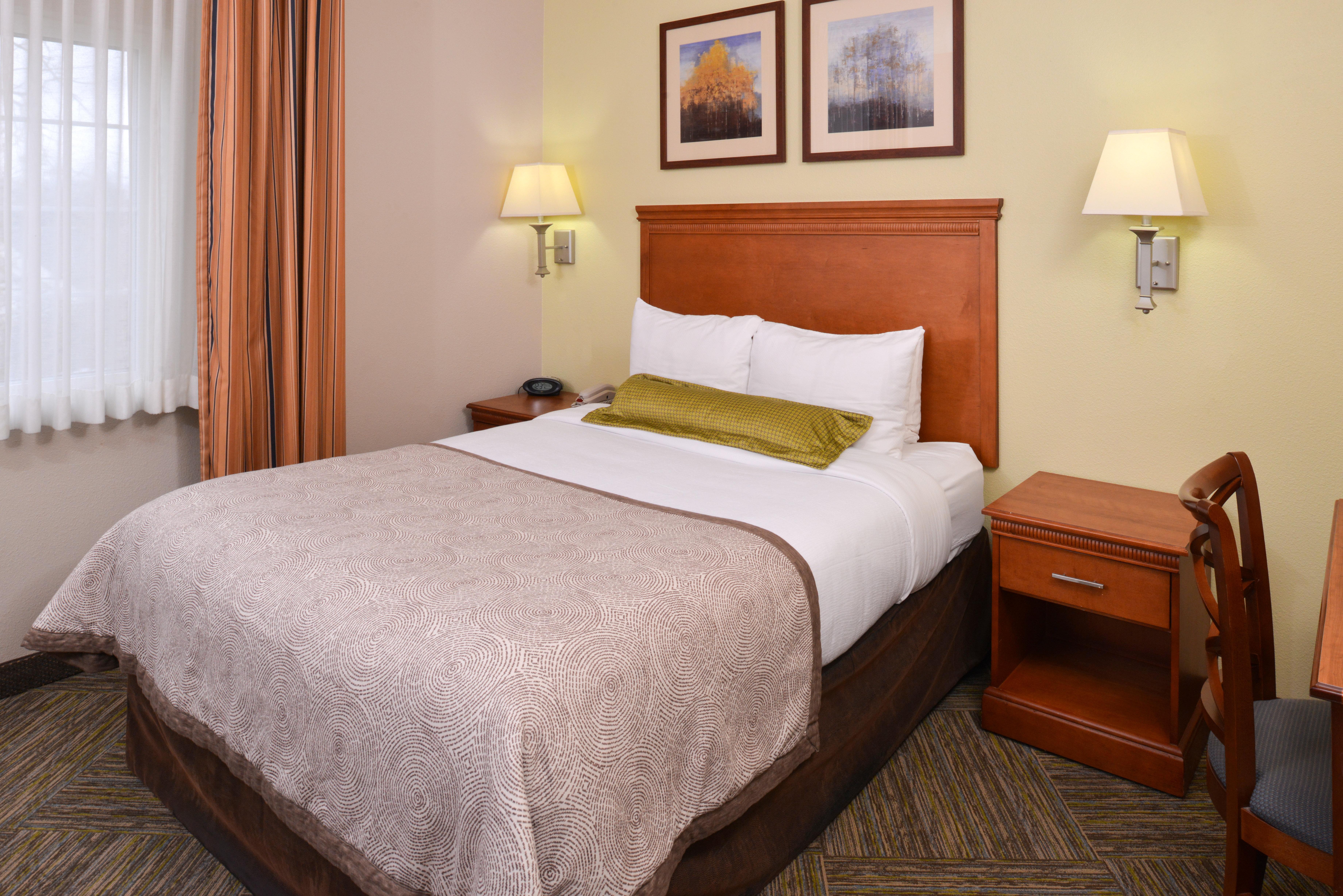 Candlewood Suites Boise - Towne Square By Ihg Exterior photo